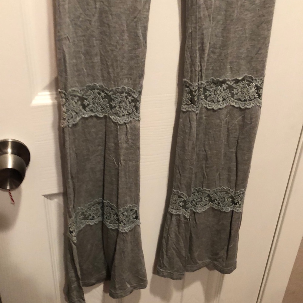 Heather gray lace pant - Picture 2 of 5